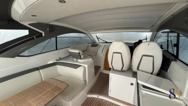 PRINCESS V40 yate a motor 88 yacht en venta, for sale yacht motor 88 yachts 35