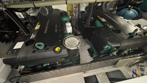 pRINCESS V40 yate a motor 88 yacht en venta, for sale yacht motor 88 yachts 15
