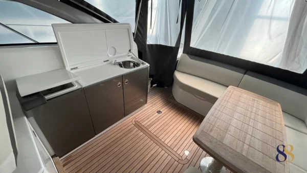 pRINCESS V40 yate a motor 88 yacht en venta, for sale yacht motor 88 yachts 31