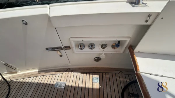 Grand banks yate a motor 88 yacht en venta, for sale yacht motor 88 yachts10