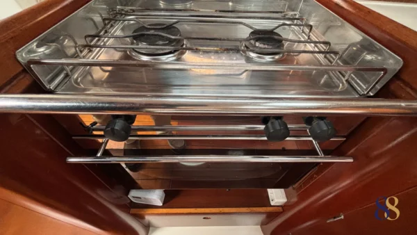 OCEANIS 381 velero 88 yacht en venta, for sale sailing yacht 88 yachts 18