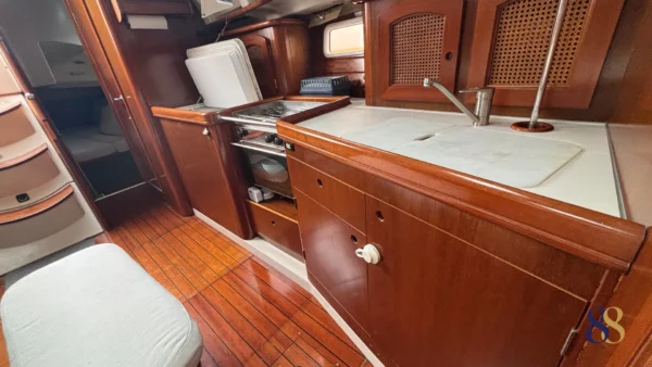 OCEANIS 381 velero 88 yacht en venta, for sale sailing yacht 88 yachts 21