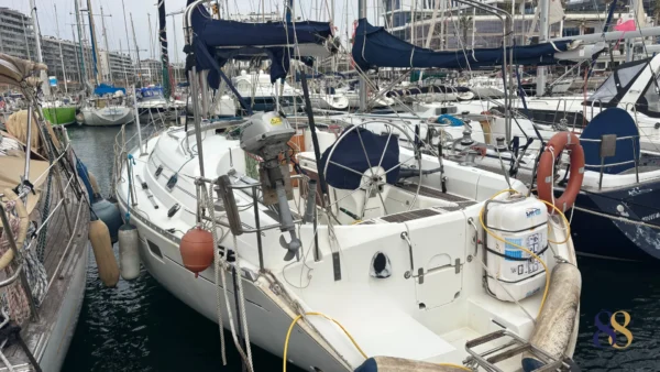 OCEANIS 381 velero 88 yacht en venta, for sale sailing yacht 88 yachts 3