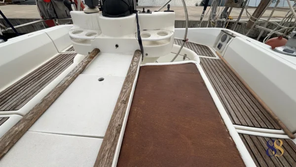 OCEANIS 381 velero 88 yacht en venta, for sale sailing yacht 88 yachts 7