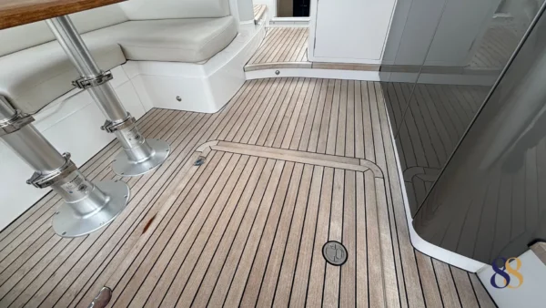 PRINCESS V40 yate a motor 88 yacht en venta, for sale yacht motor 88 yachts 7