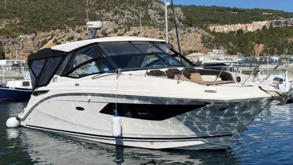 Sundance 320 yate a motor 88 yacht en venta, for sale yacht motor 88 yachts