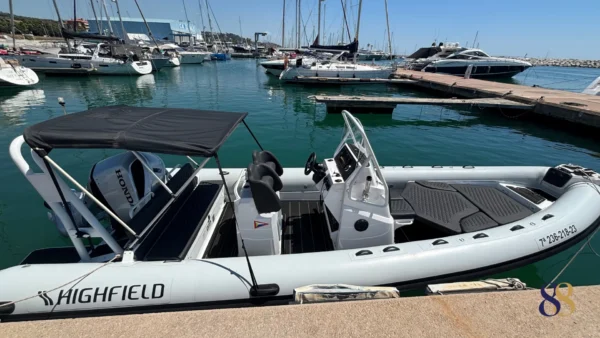 Highfiels SP 700 semirrigida 88 yacht en venta, for sale yacht motor 88 yachts 1