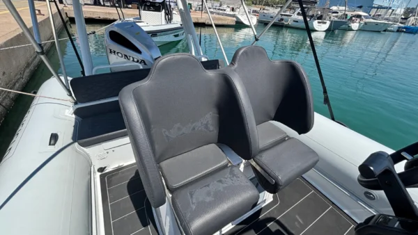Highfiels SP 700 semirrigida 88 yacht en venta, for sale yacht motor 88 yachts 10
