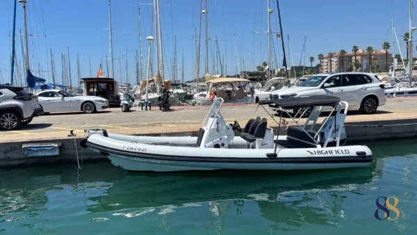 Highfiels SP 700 semirrigida 88 yacht en venta, for sale yacht motor 88 yachts 13
